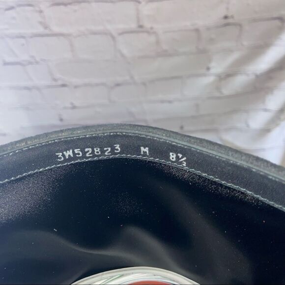 NWOB Stuart Weitzman Conan Studded Black Suede Knee Boots Size 8.5 - Picture 7 of 9